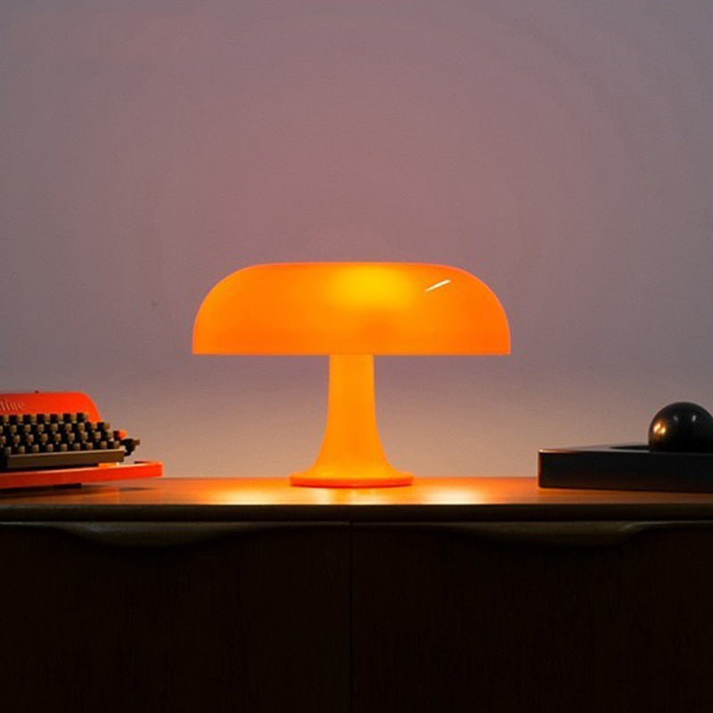 Nessuno Table Lamp