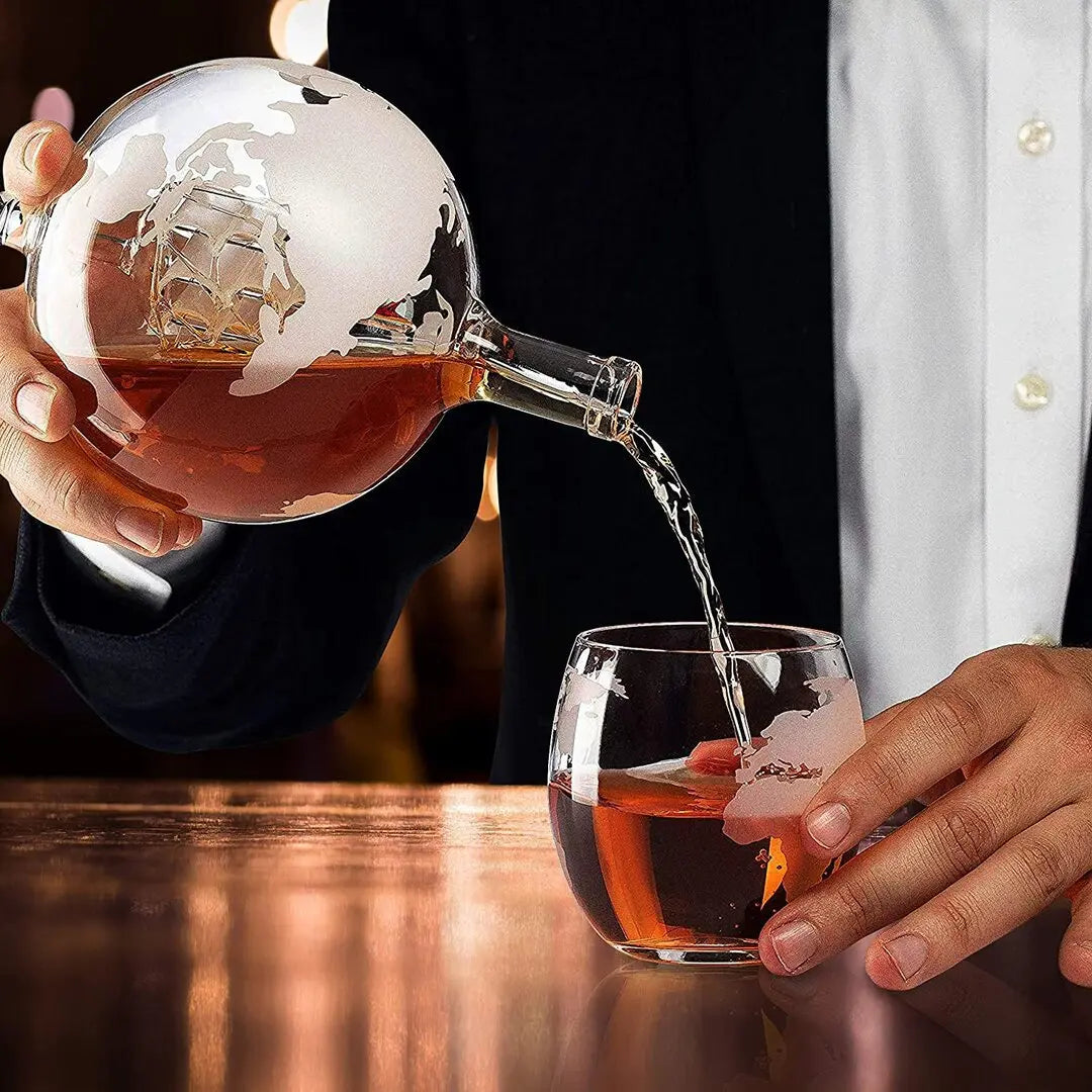 World Traveler Decanter And Glasses Set
