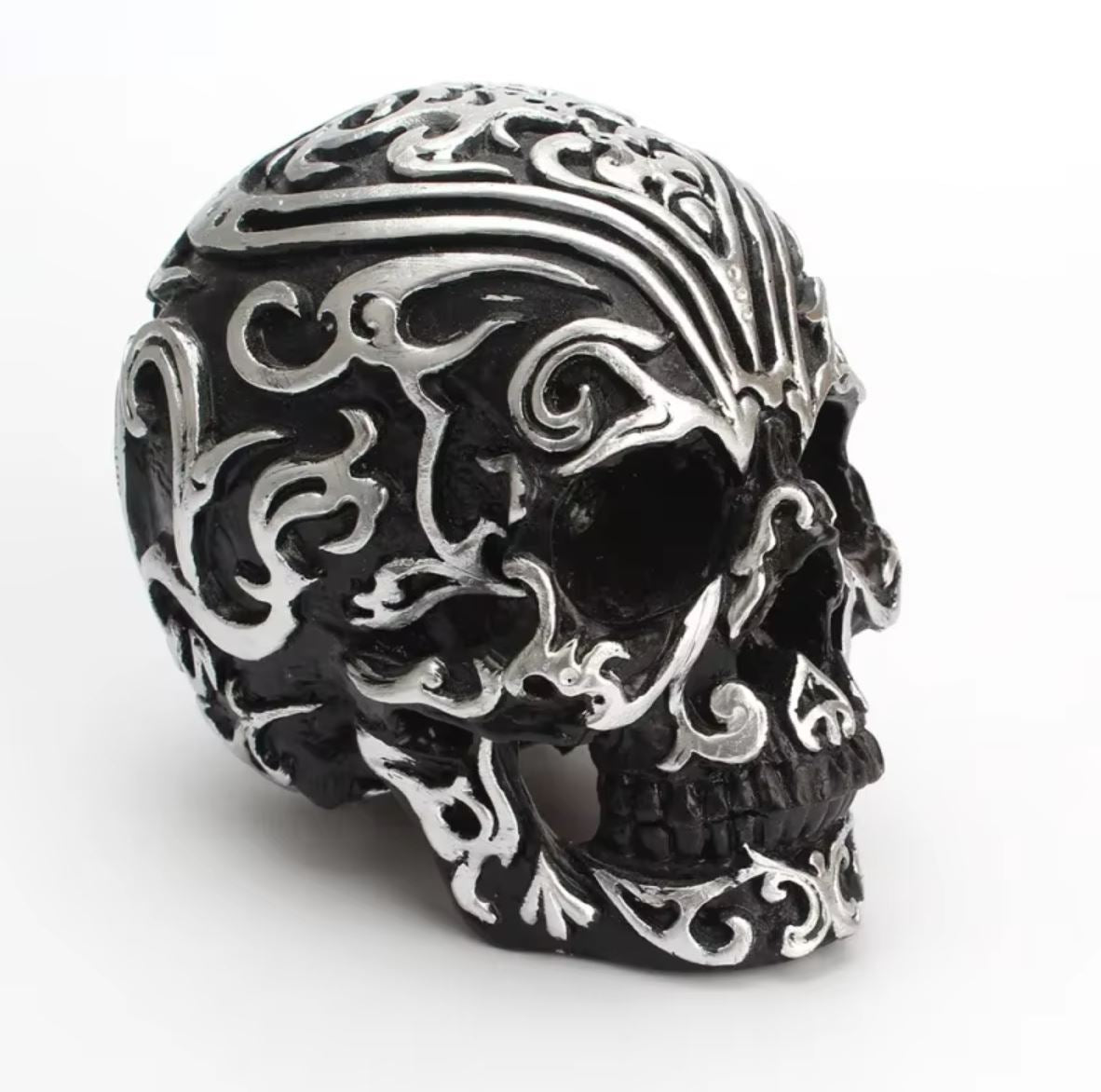 Black & White Mexican Skull Statue 12 cm