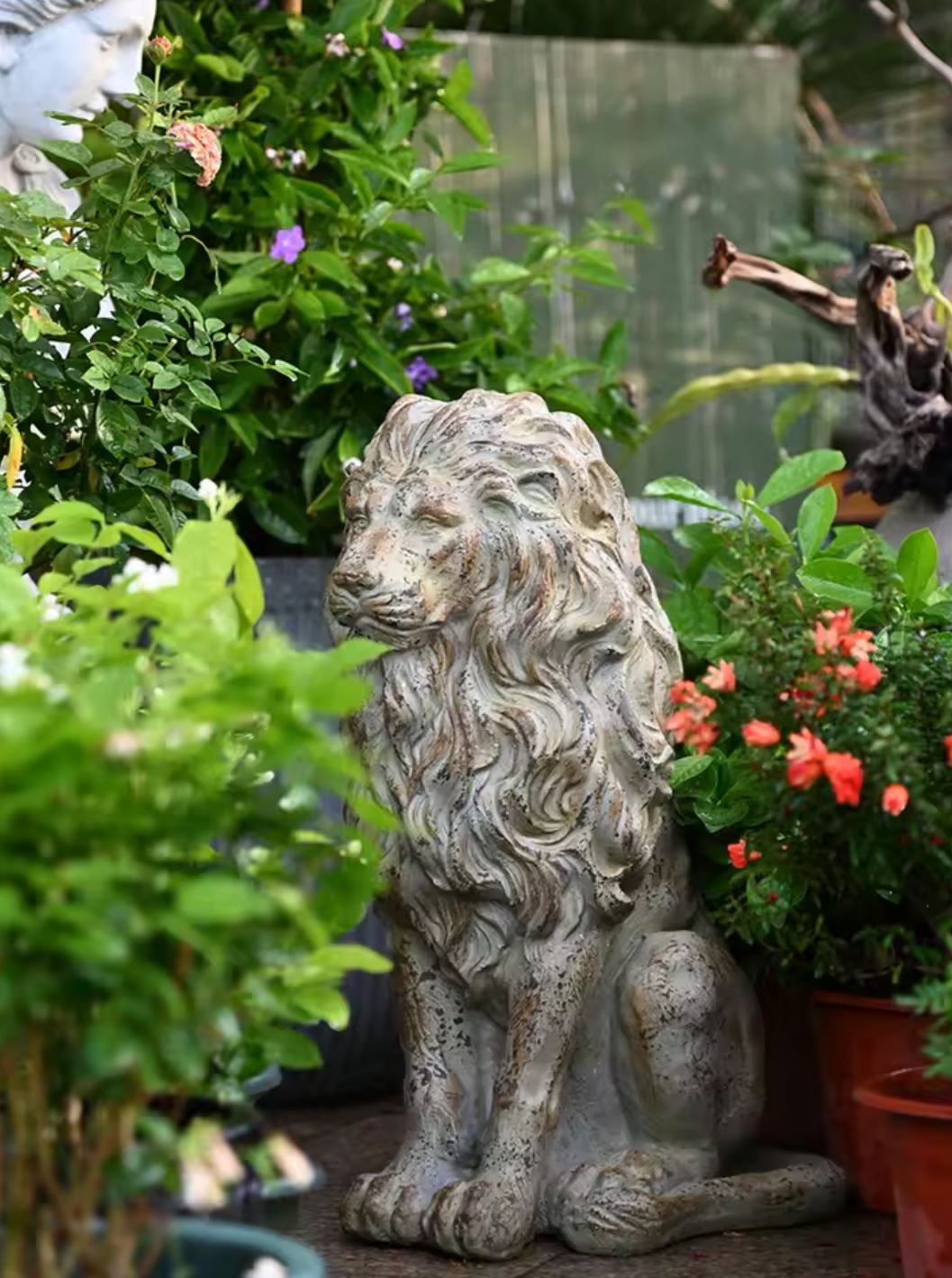 Outdoor Lion Statue 53 cm