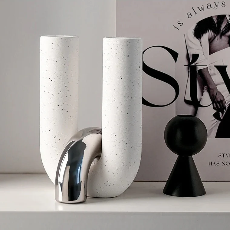 Golden Pause™ Sculptural Vase