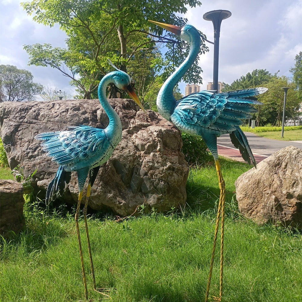 Metal Crane Bird Statue 110 / 114 cm (sold individually)