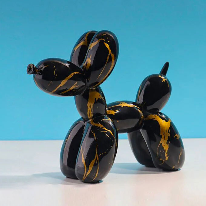 Balloon Dog <br> Sculpture