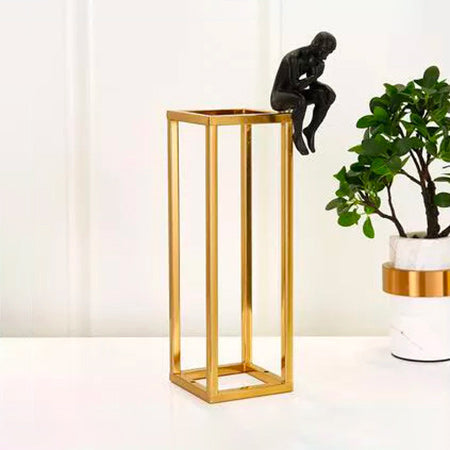 Man Statue <br/> Design Thinker