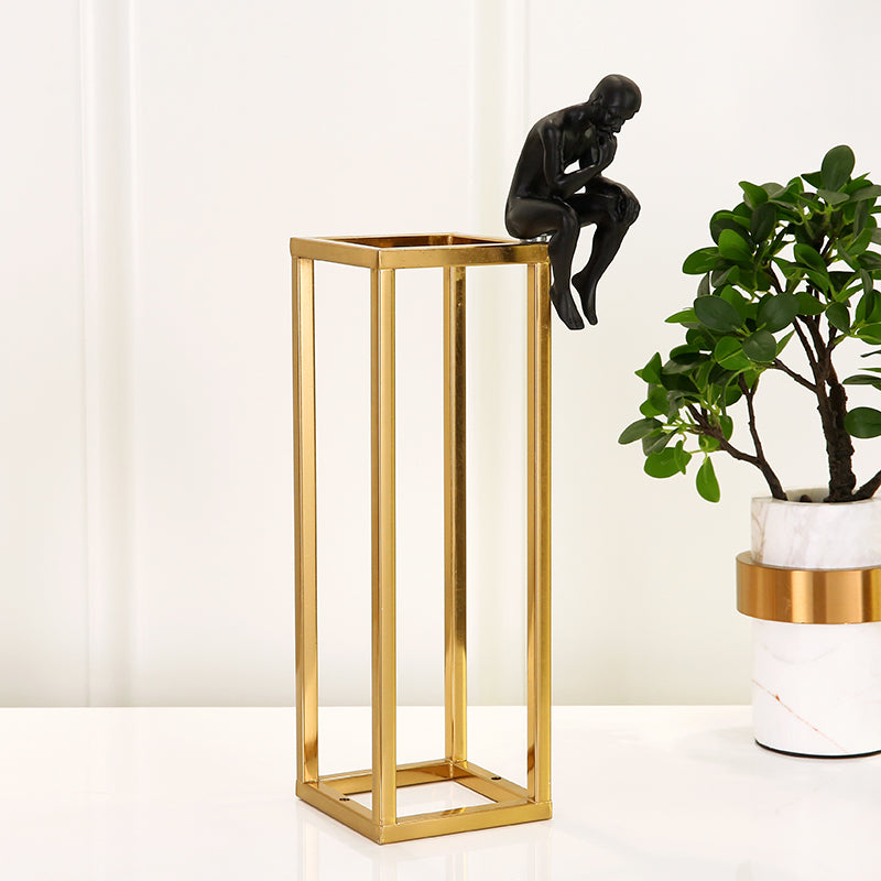 Man Statue <br/> Design Thinker