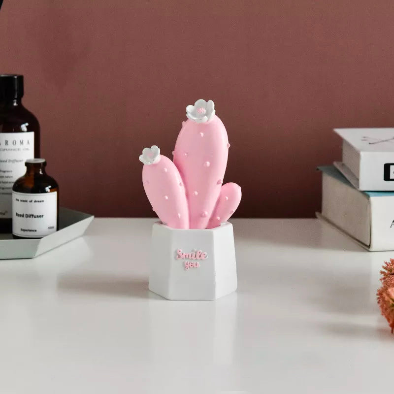Modern Sculpture <br/> Resin Cactus