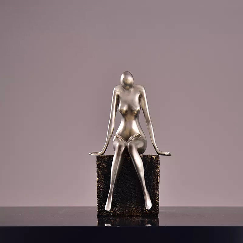 Woman Statue <br/> Contemporary Seated