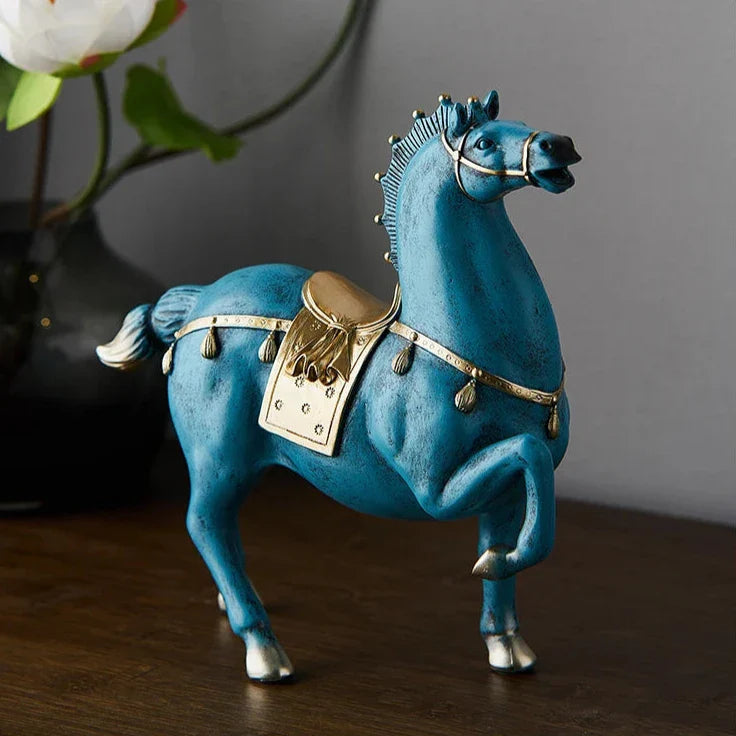 Sculpted Stallion Décor