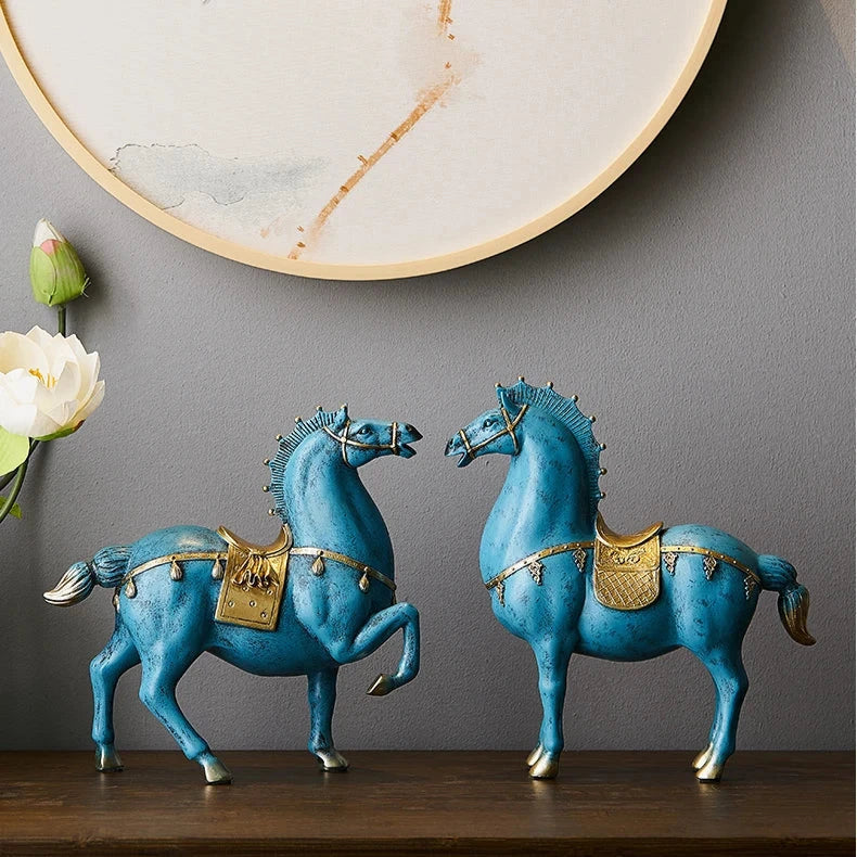Sculpted Stallion Décor