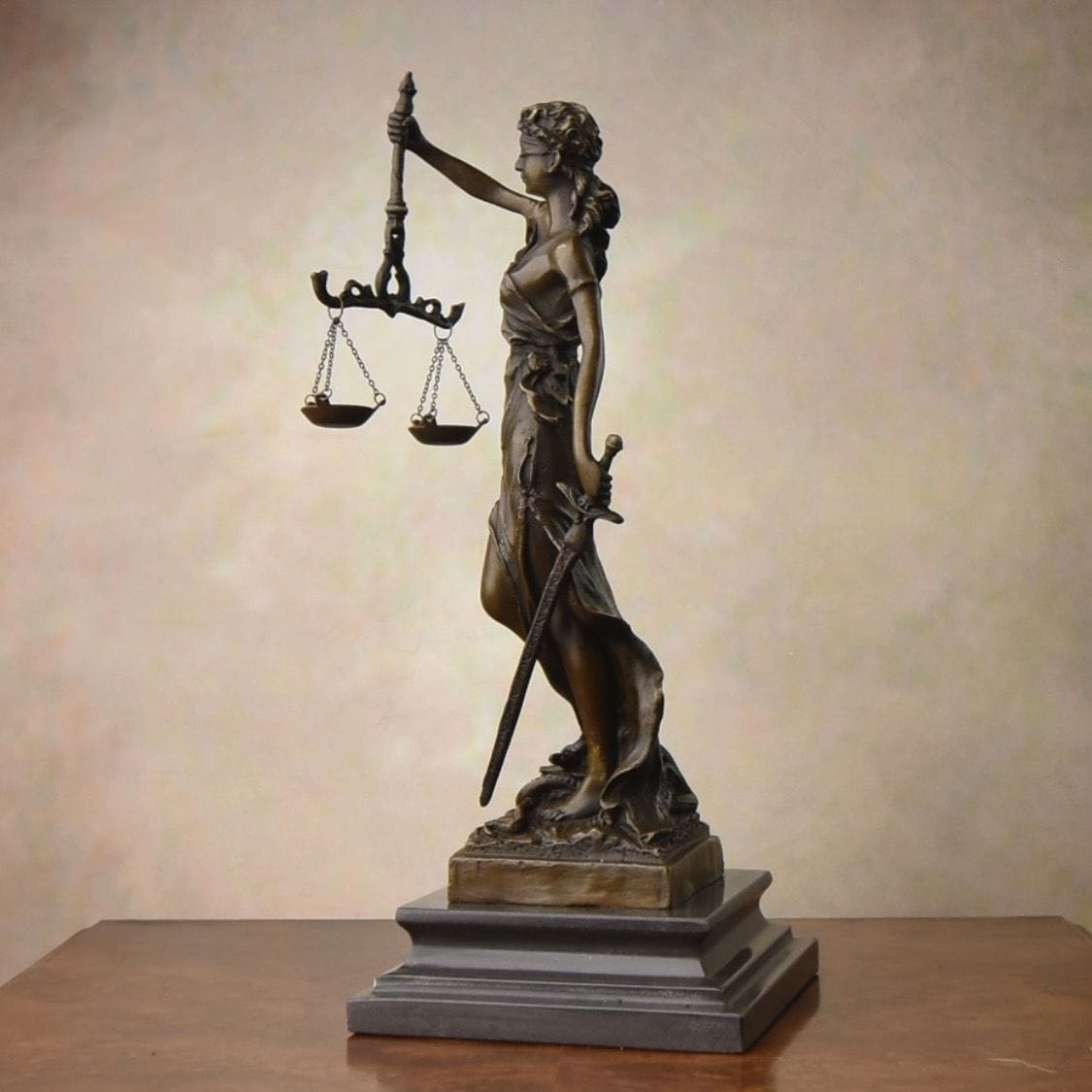 Statue of Justice - Themis - in Bronze 34 cm