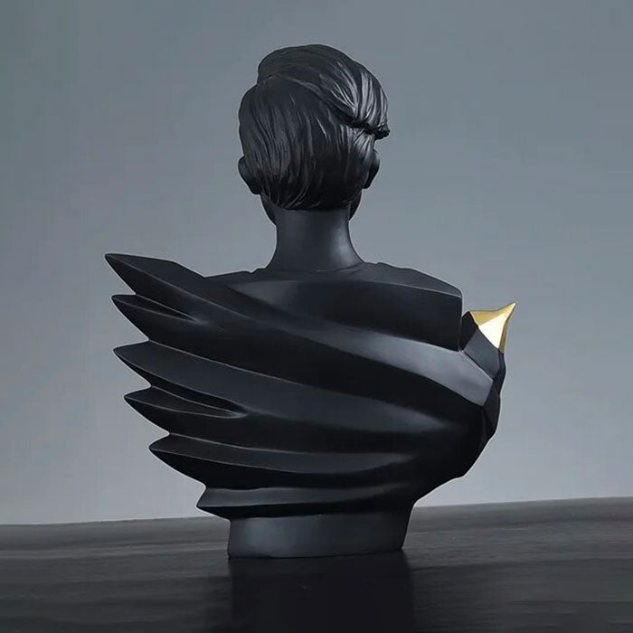 Contemporary Woman Statue <br> 31 to 41 cm