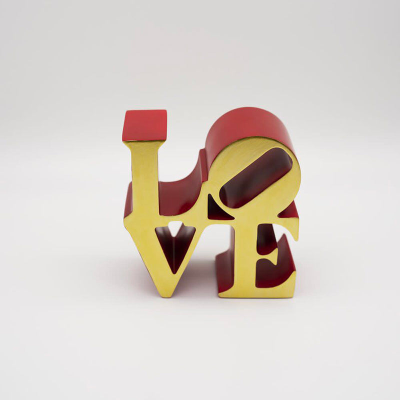 Couple Statue <br/> 'LOVE' Decor