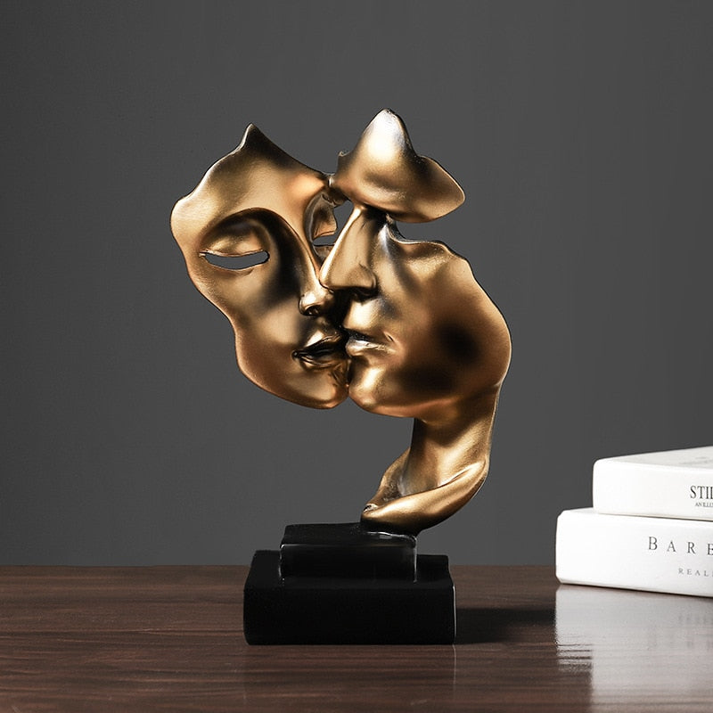 Couple Statue <br/> Gold Face