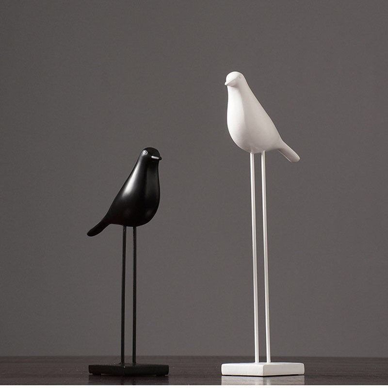 Bird Statue <br/> Resin