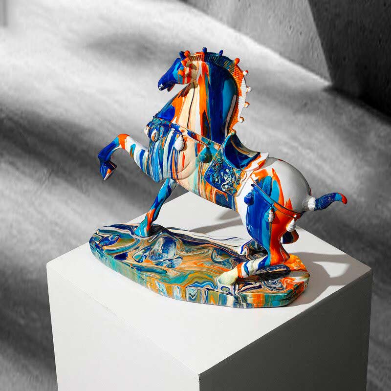 Horse Statue <br/> Raised Leg