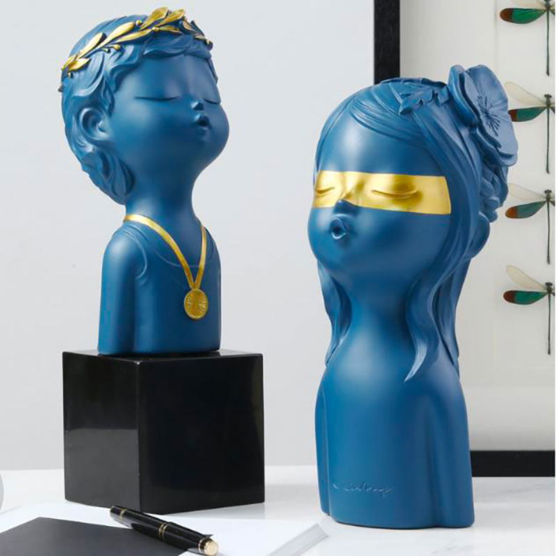 Contemporary Sculpture <br/> Design Decor Bust