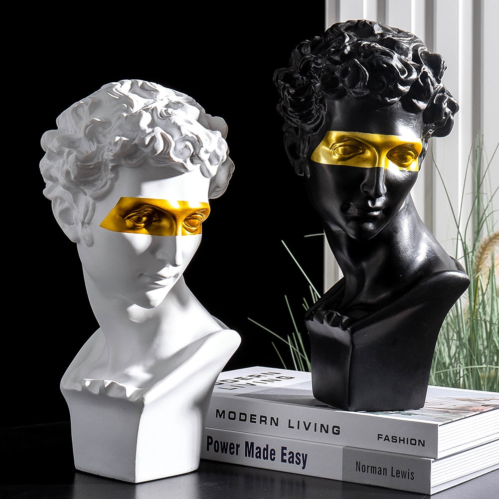 Renaissance Gold Accent Statue