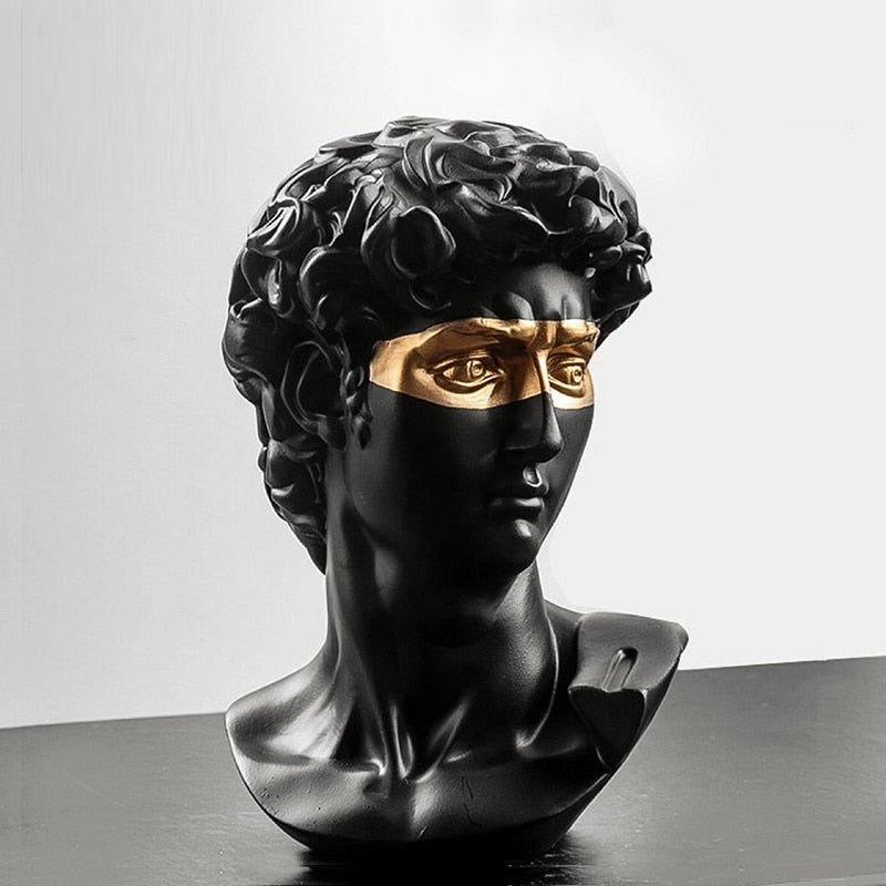 Renaissance Gold Accent Statue