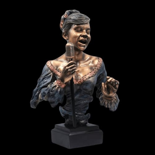 Woman Statue <br/> Jazz Singer