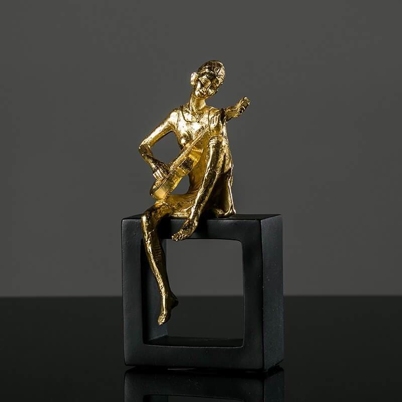 Woman Statue <br/> Design Musician 20 cm