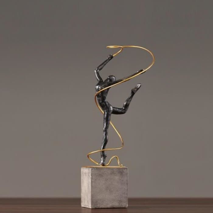 Woman Statue <br/> Design Gymnast 49/29/58 cm