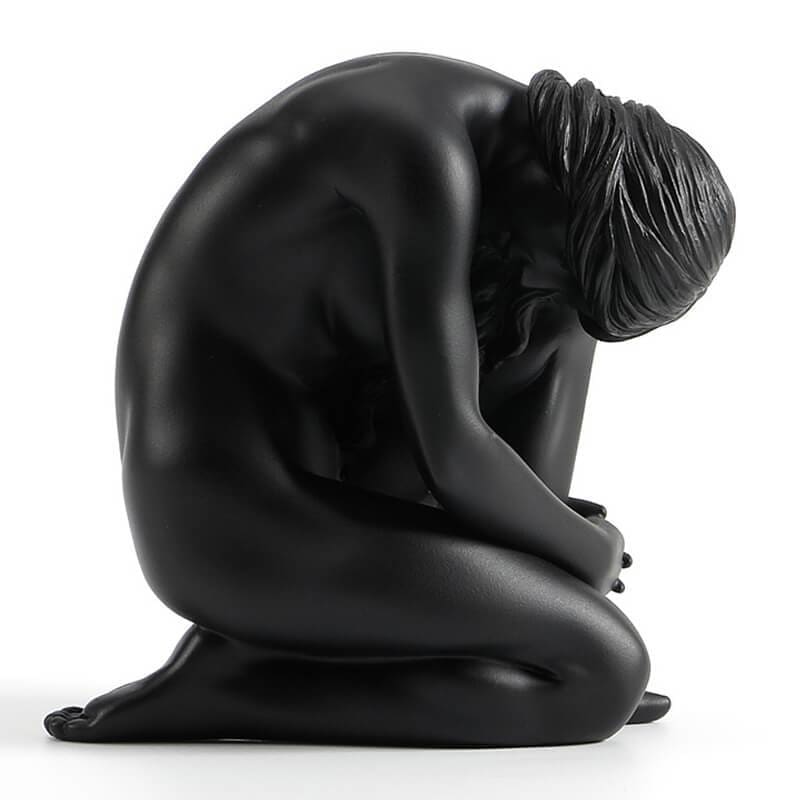 Woman Statue <br/> Eve's Attire 11 cm