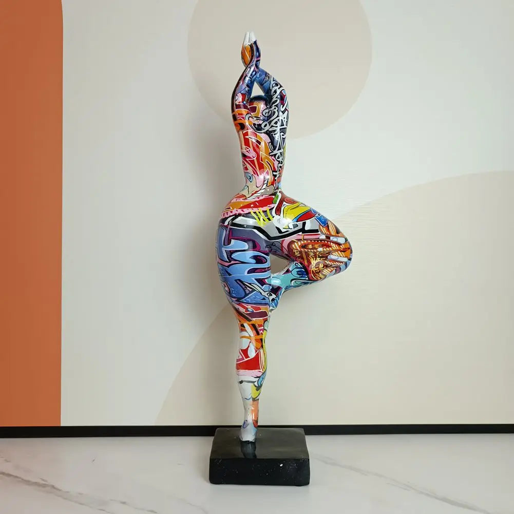 Plus-Size Woman <br> 'Art' Statue 46 cm