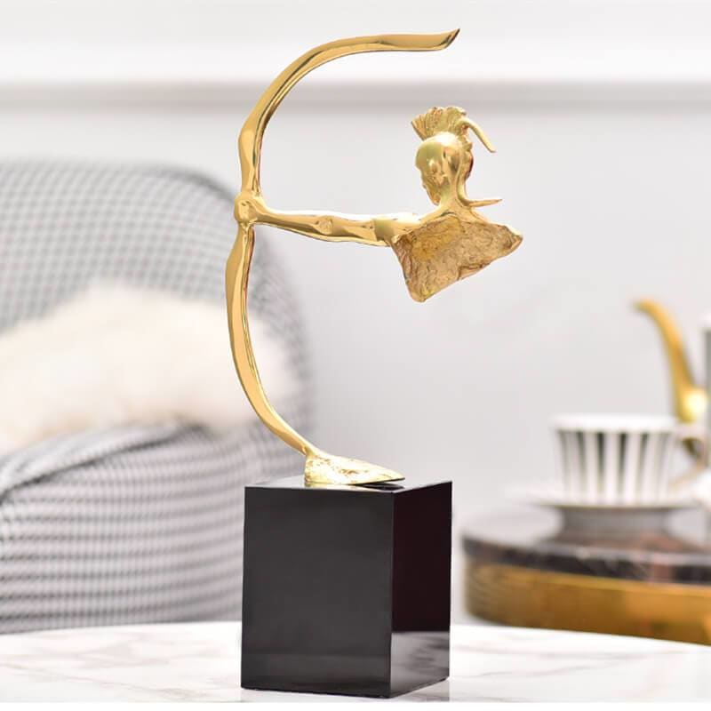 Man Statue <br/> Deluxe Gold Archer