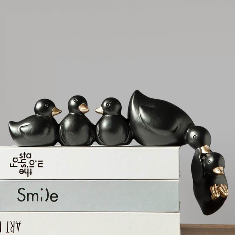 Duck Statue <br/> Family