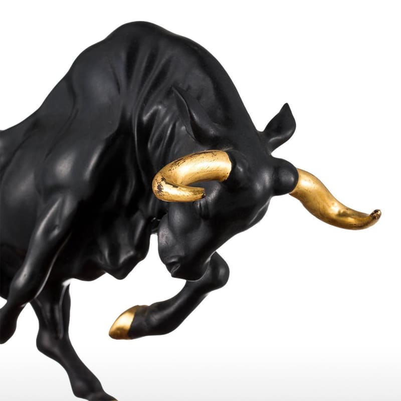Bull Statue <br/> Deluxe
