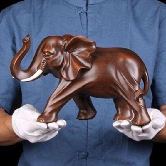Elephant Statue <br/> Wood 15 cm