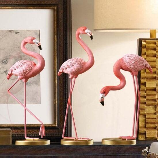 Pink Flamingo Statue