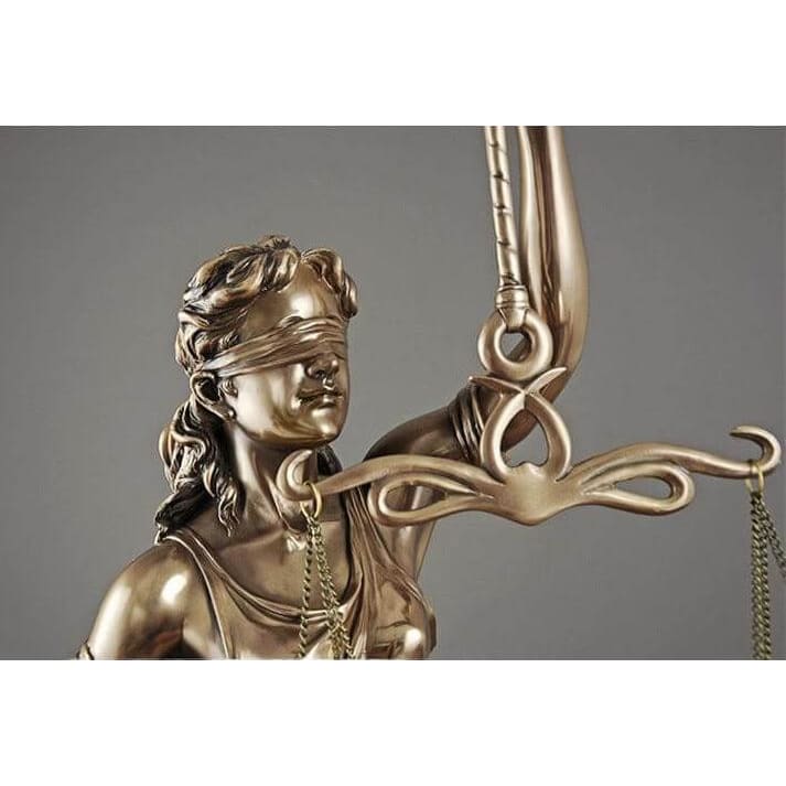 Justice statue - close-up