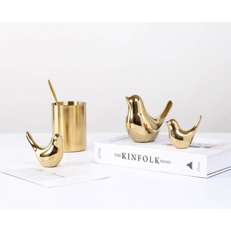 Bird Statue <br/> Gold
