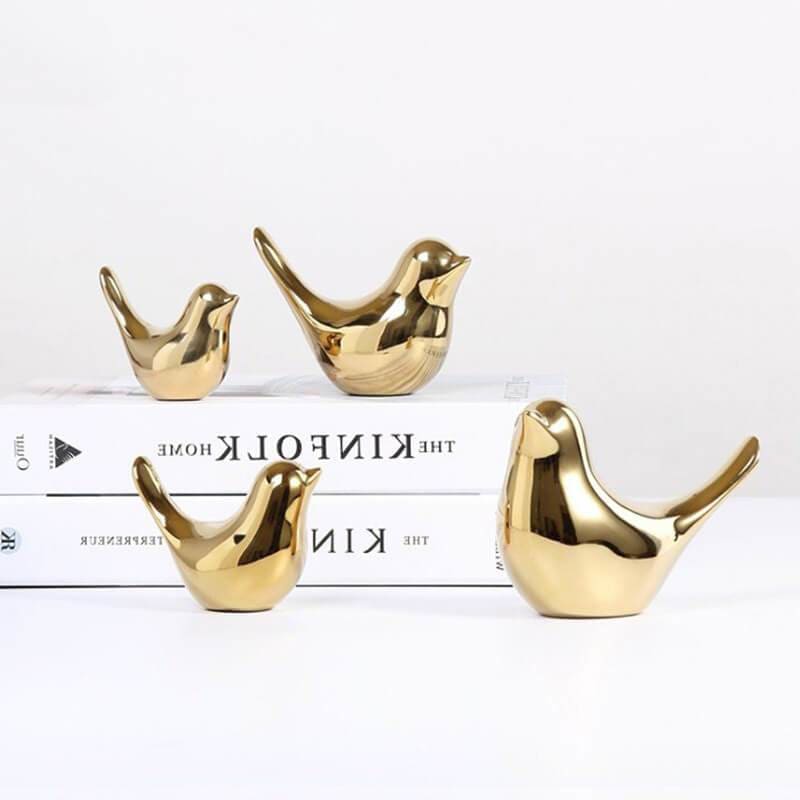 Bird Statue <br/> Gold