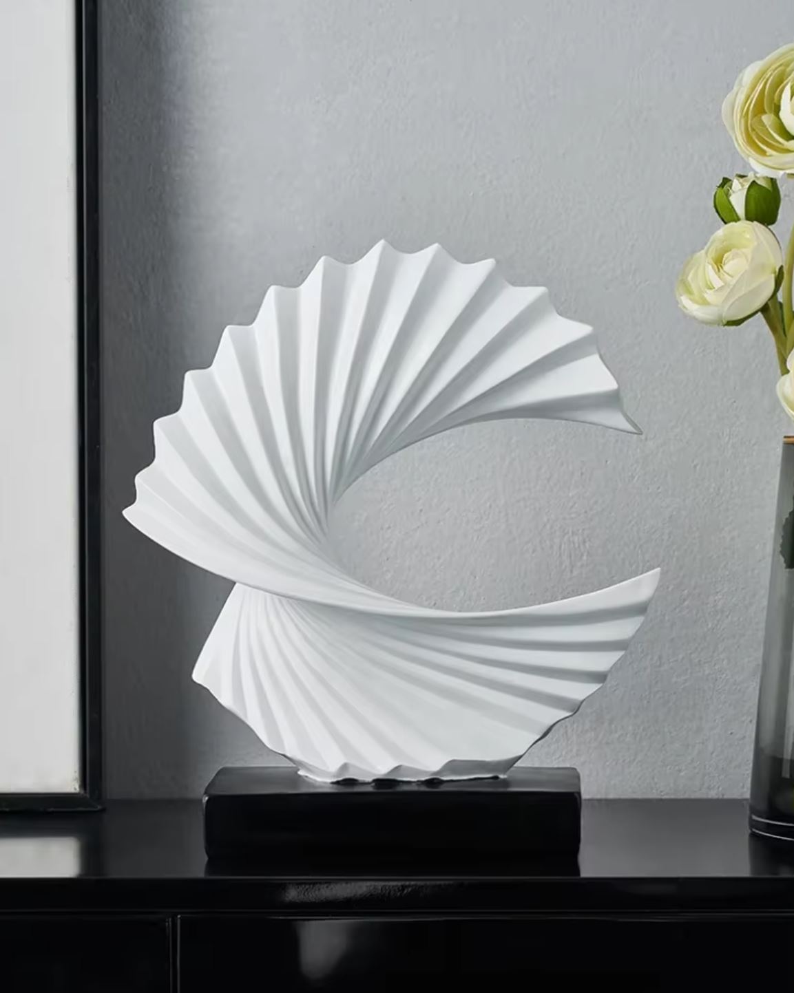 White Abstract "Bonanza" Sculpture 28 cm