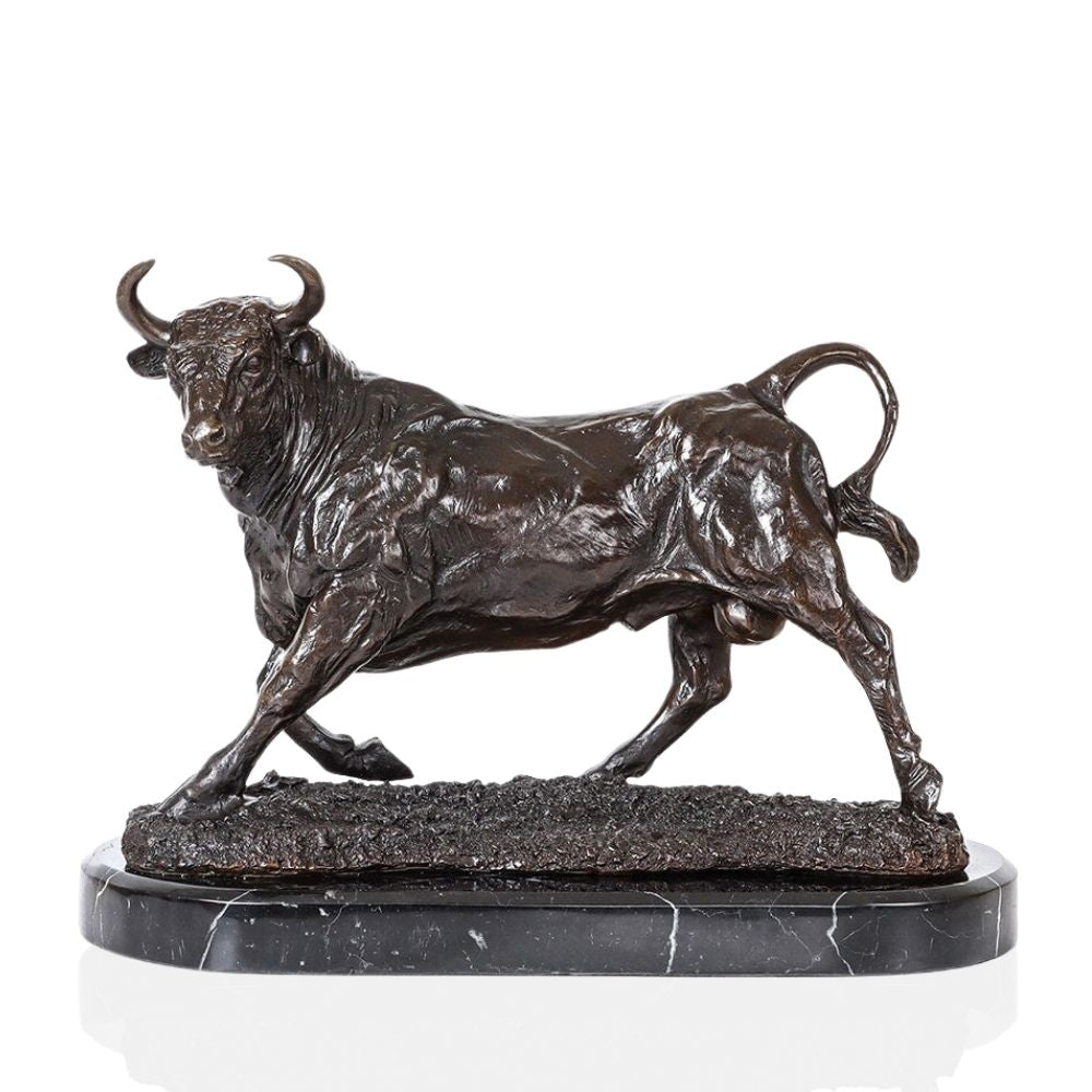 Bronze Sculpture <br/> Bull 28 cm