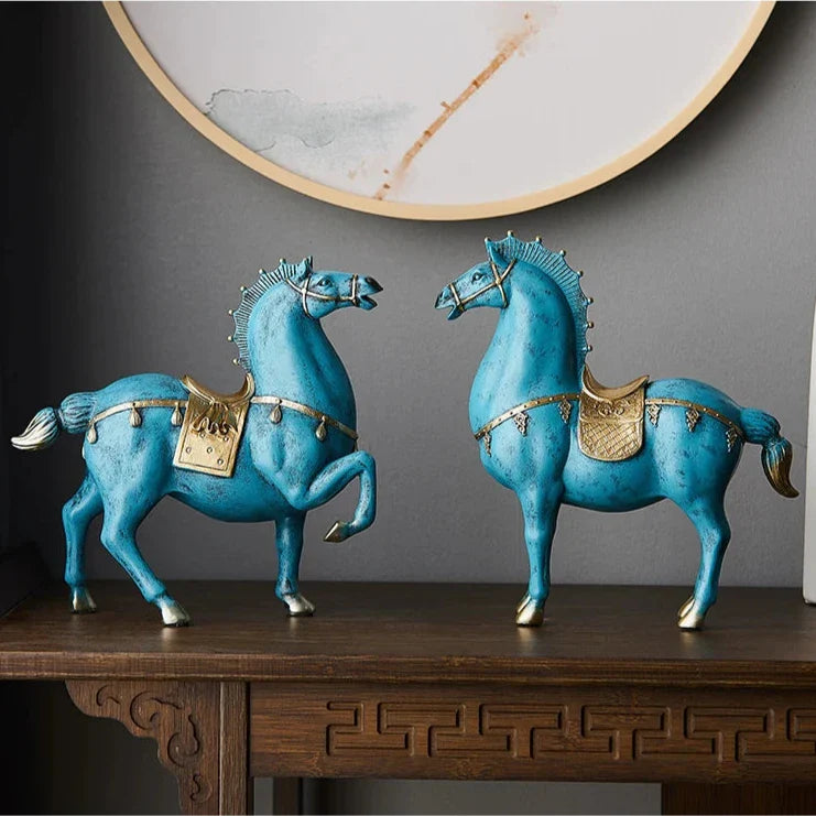 Sculpted Stallion Décor
