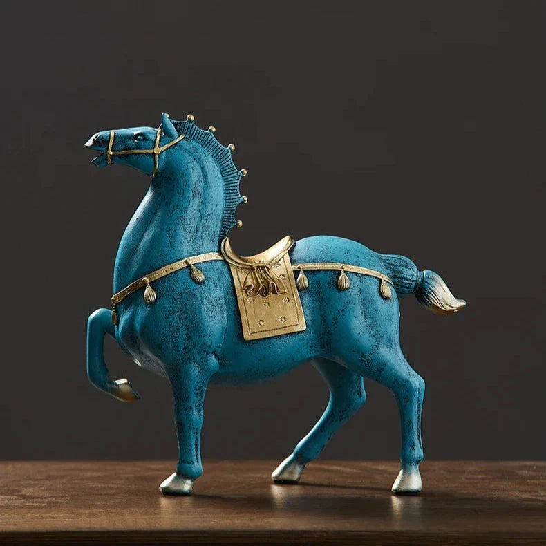 Sculpted Stallion Décor