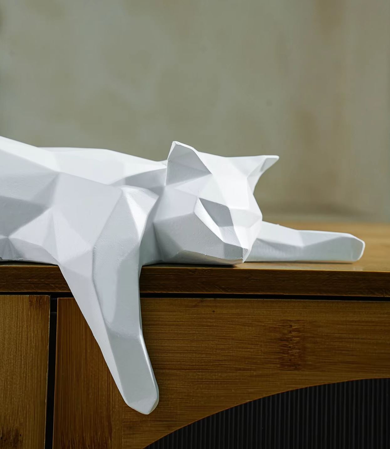 White Origami Lying Cat Statue 15 cm