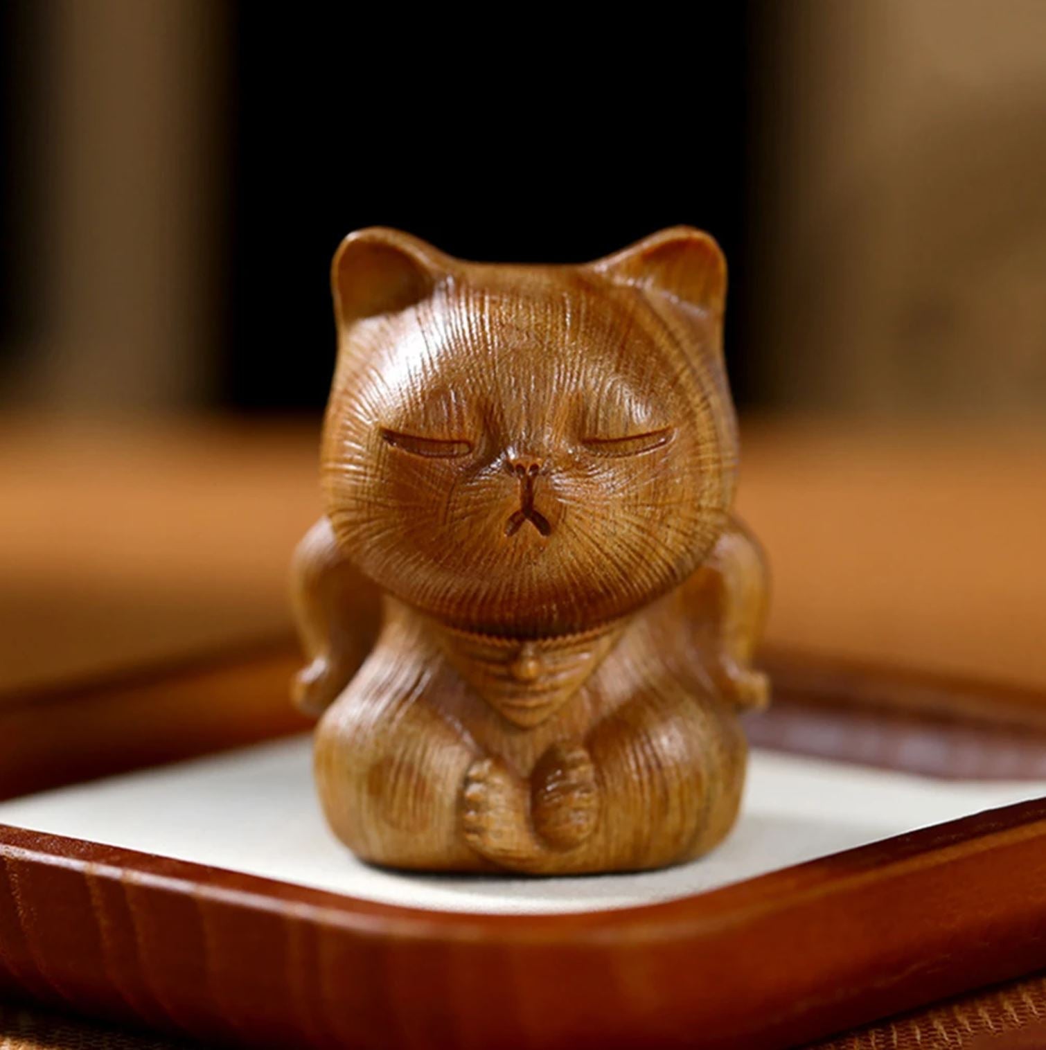 Cat Statuette in Wood 8 cm
