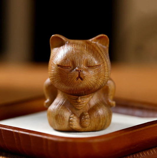 Cat Statuette in Wood 8 cm