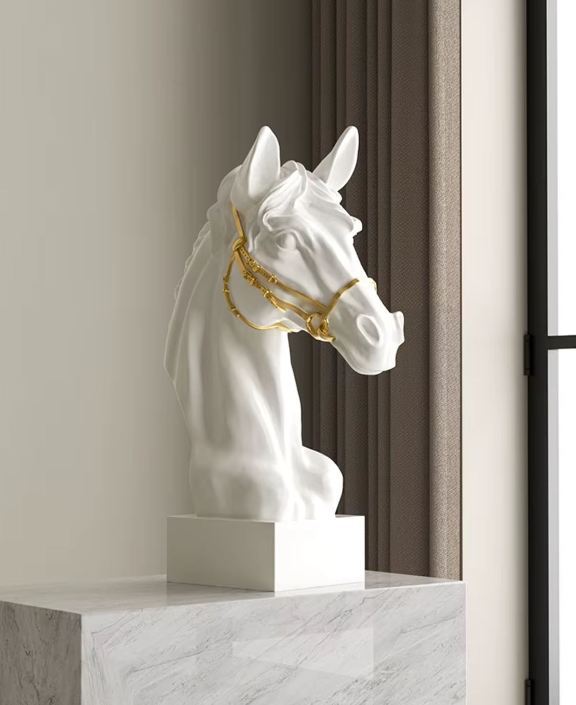 White & Gold Horse Head Bust Statue 30 cm