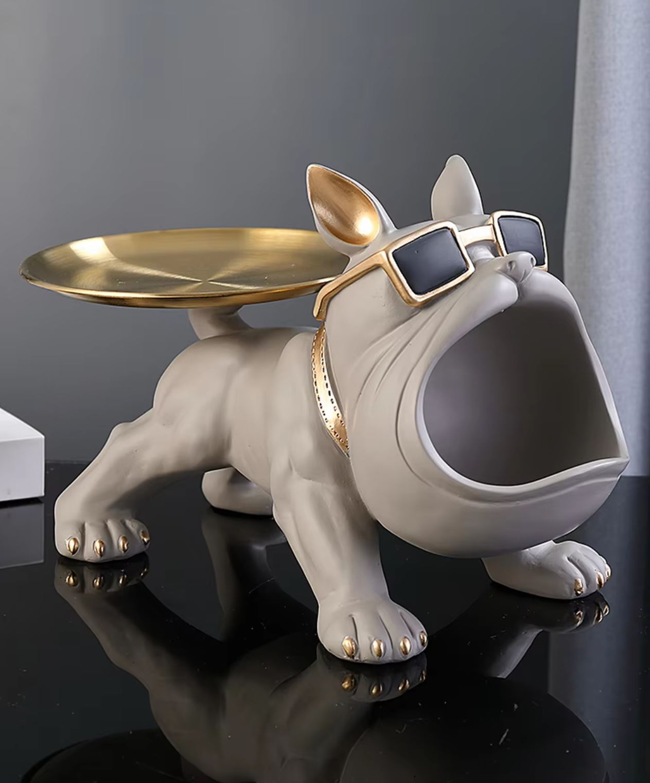 Gray Bulldog Statue with Tray 20 cm