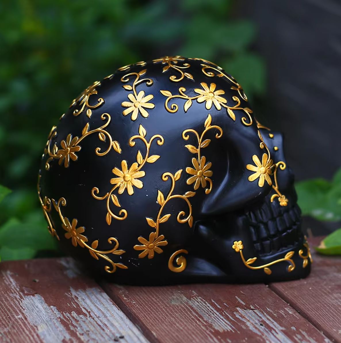 Black & Gold Mexican Skull 14 cm