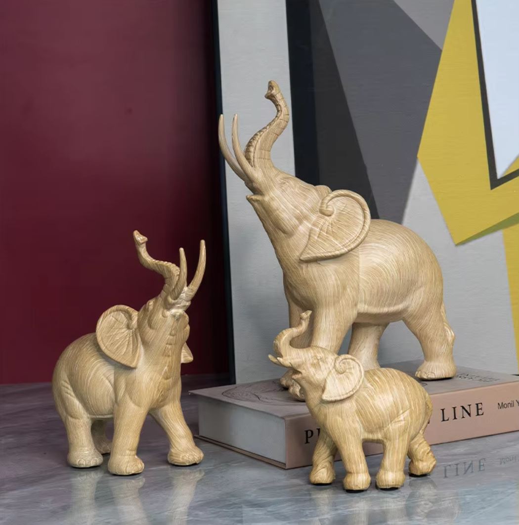 Elephant Statue in Resin, Light Oak Wood-Effect, 26 cm