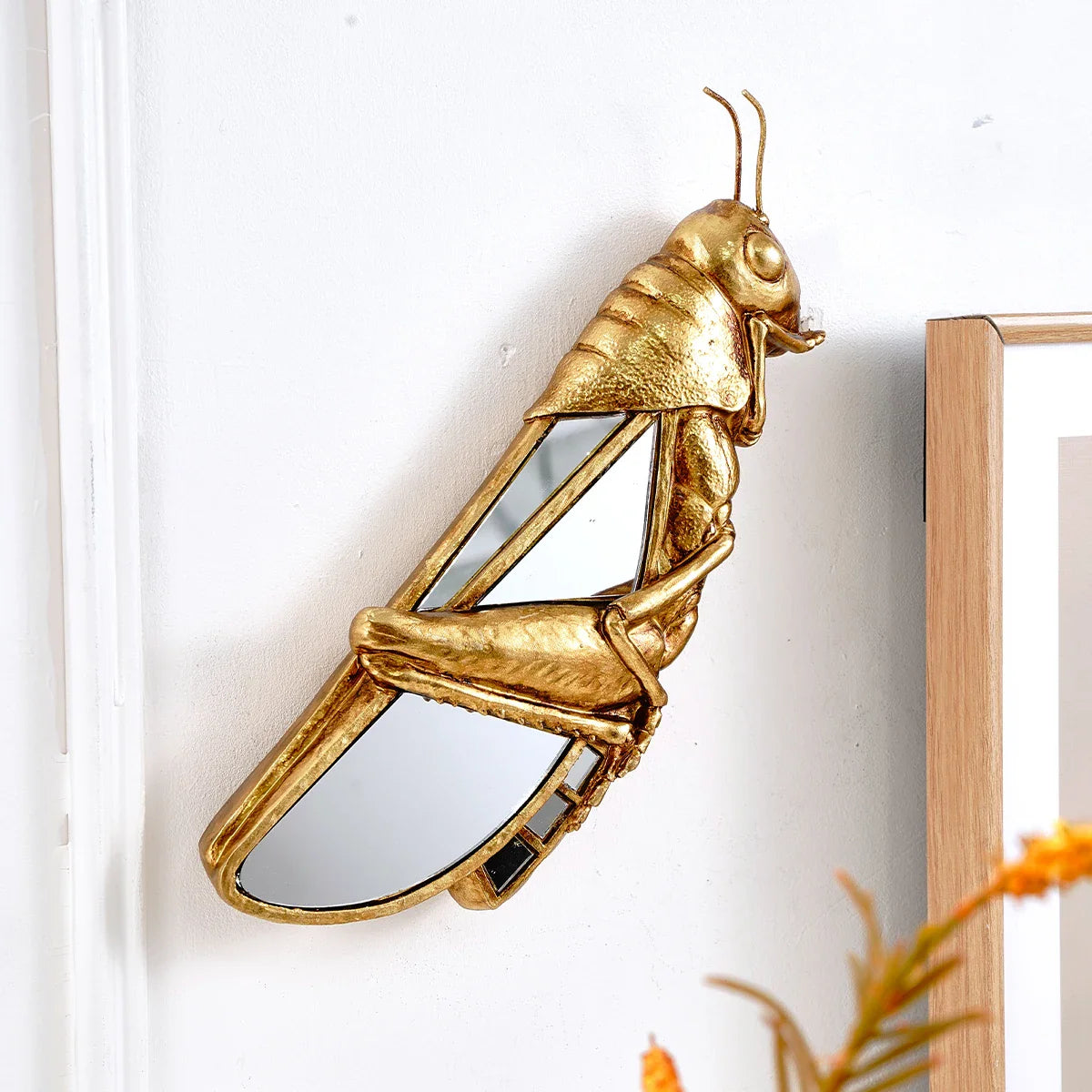 Mirror Menagerie™