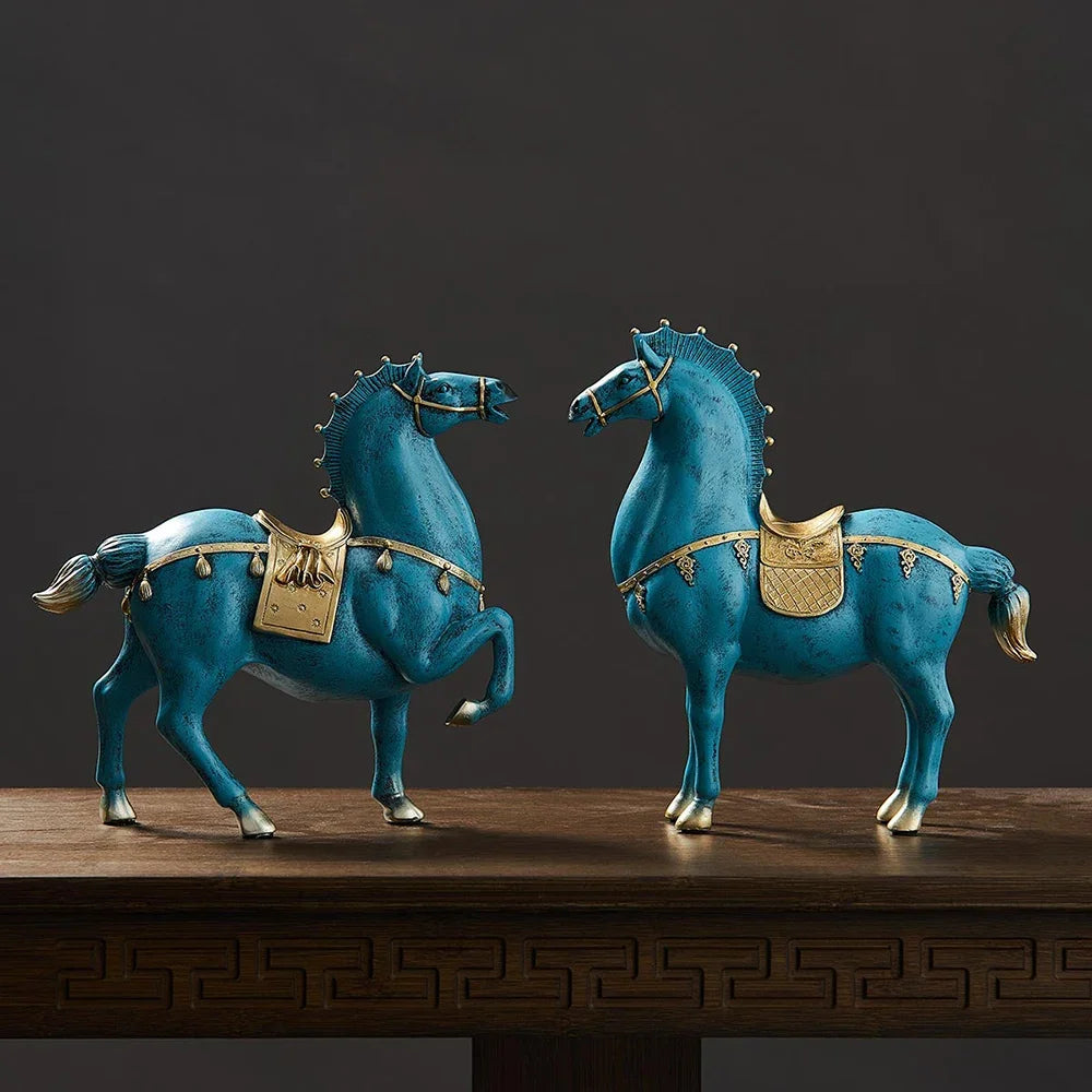 Sculpted Stallion Décor