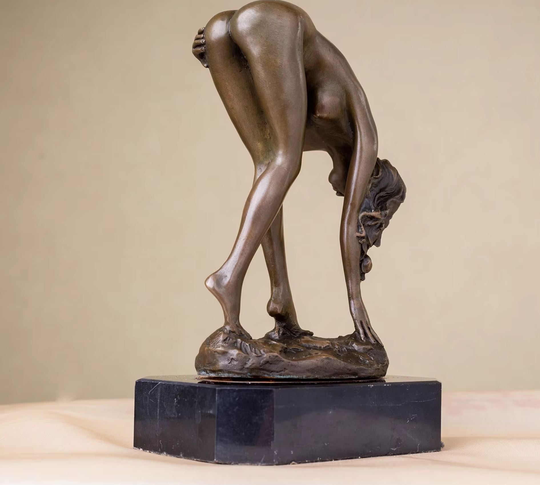 Nude Woman Statue in Bronze 19 cm