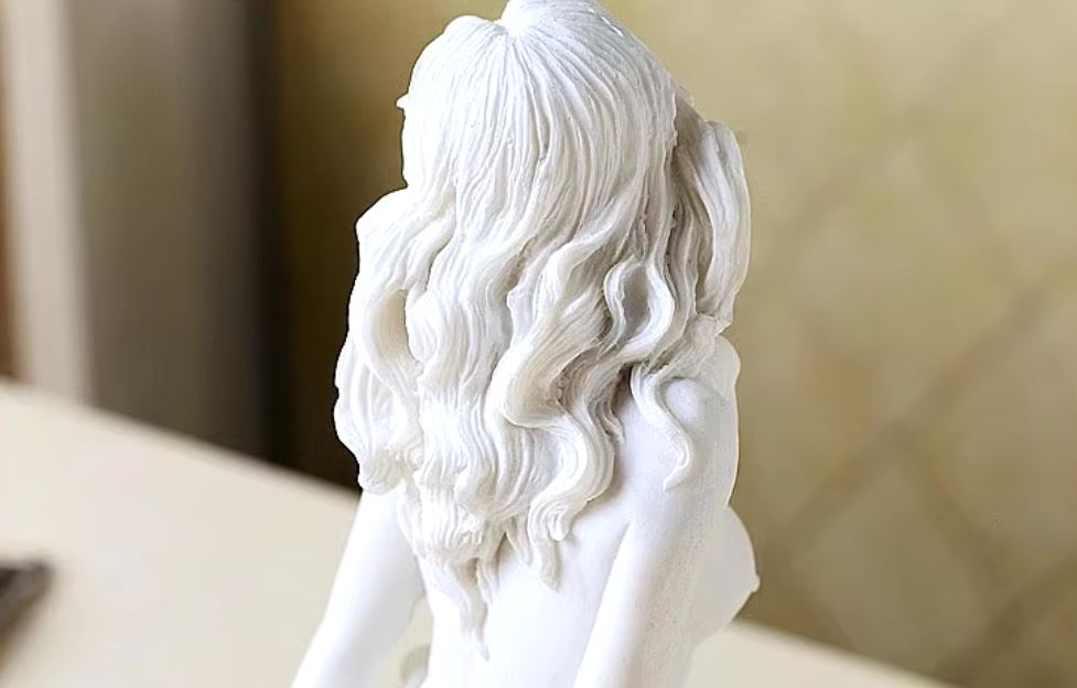 Seated Nude Woman Statue 31 cm